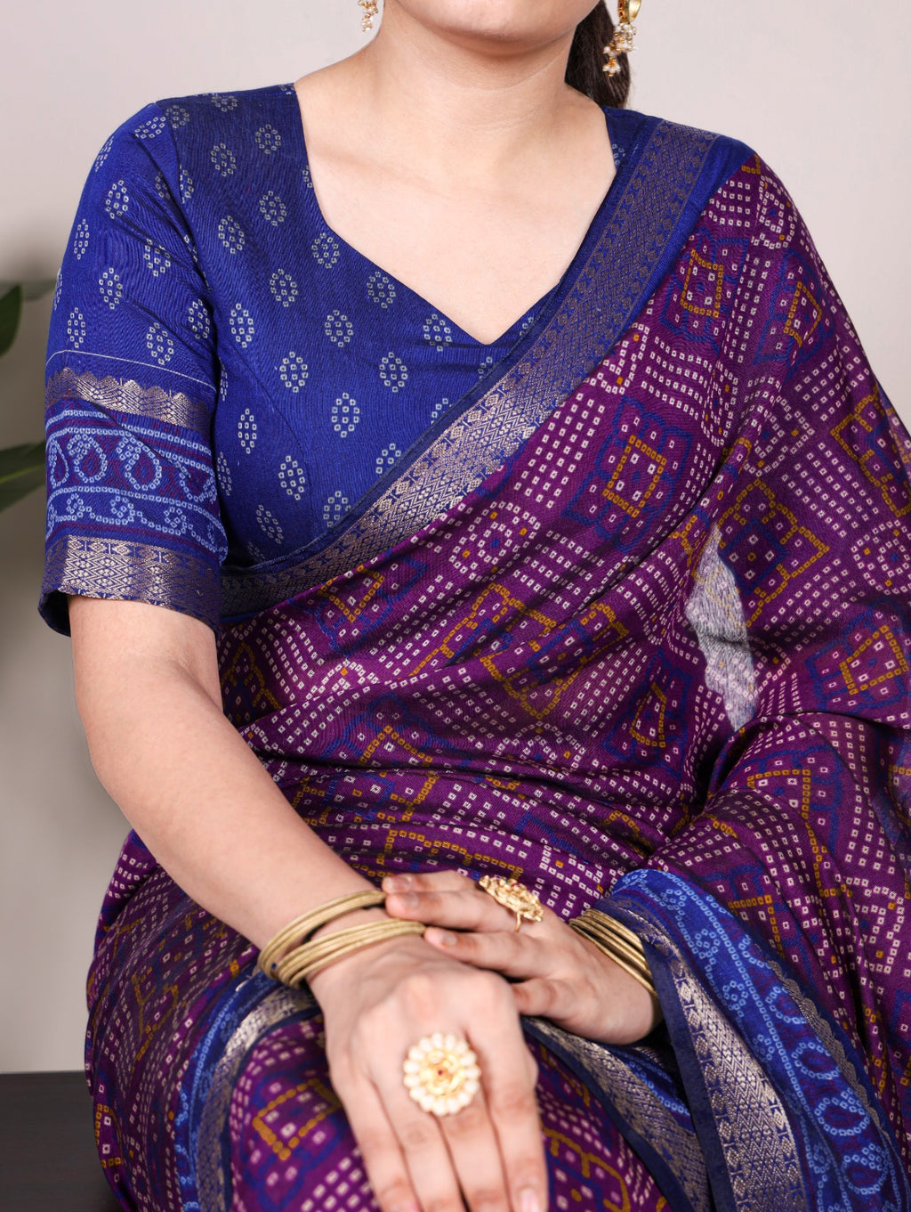 Bandhej Print Chanderi Saree with Zari Weaving – YNF7046 Series | Polyester Viscose | Unstitched Blouse | Festive Wear