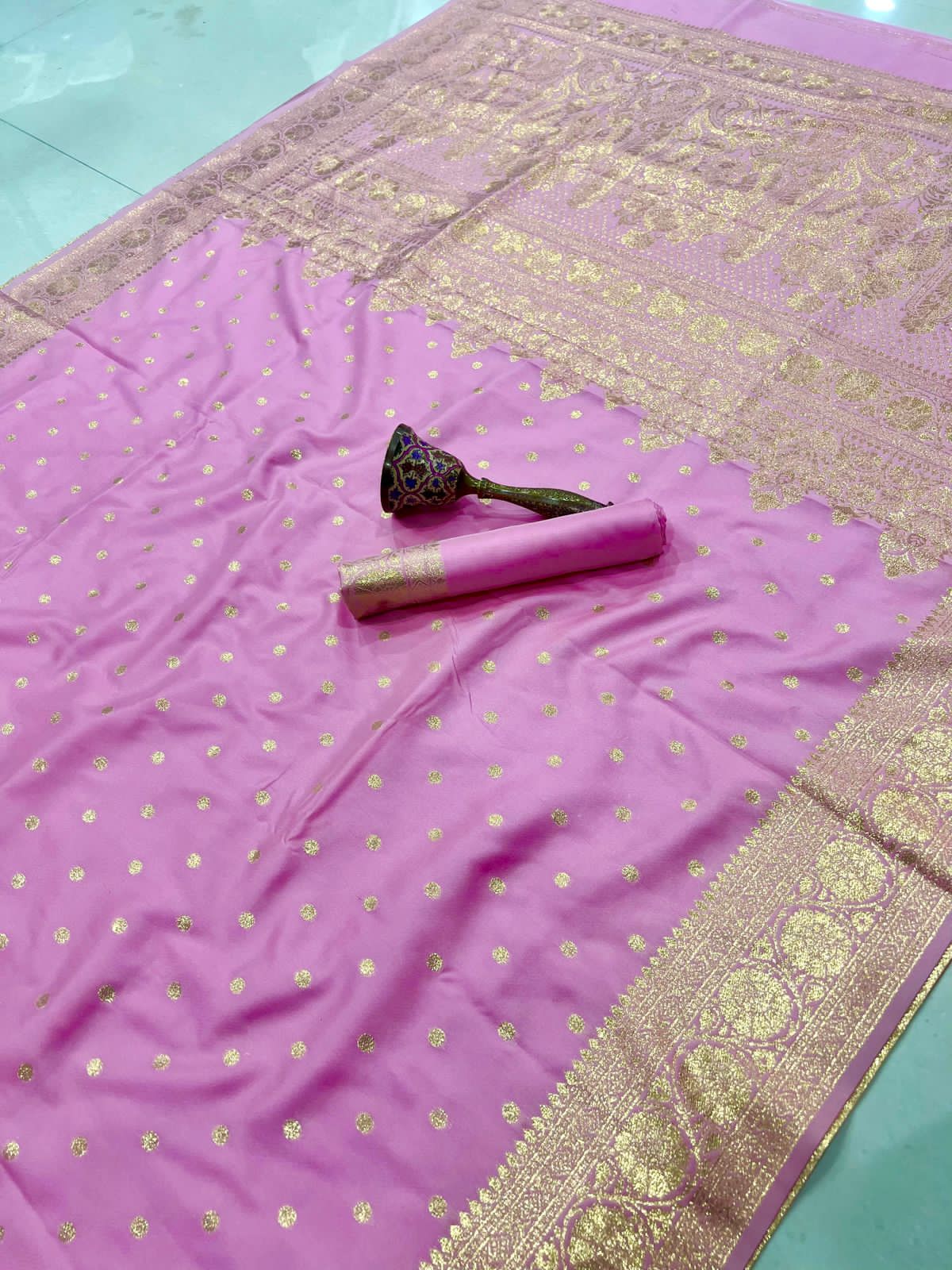 Super Hit Pure Soft Banarasi Silk Saree with Original Gold Jari & Heavy Weaving | Running Blouse | Premium Quality