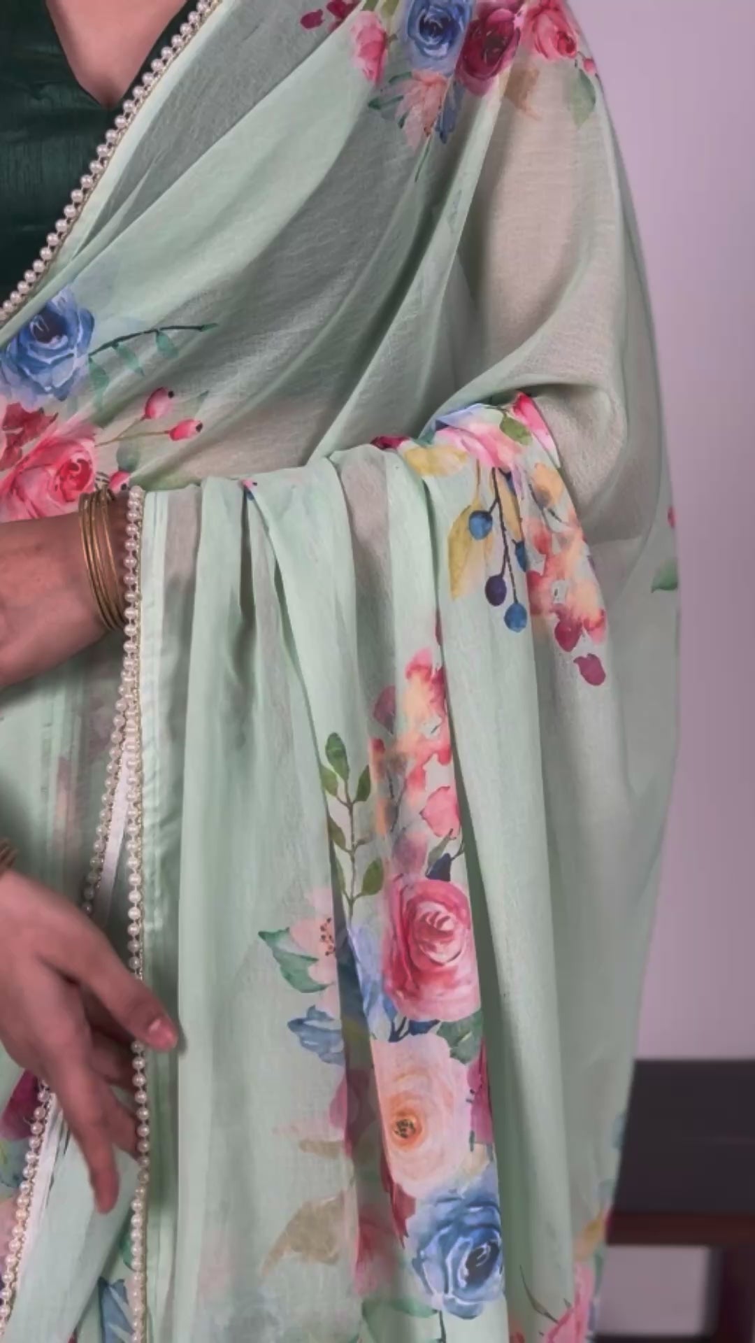 Weightless Floral Printed Saree with Pearl Lace Border & Banglory Blouse – Partywear Collection